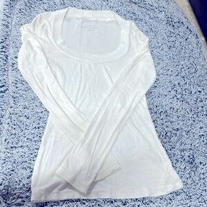 Express white lightweight sweater xs